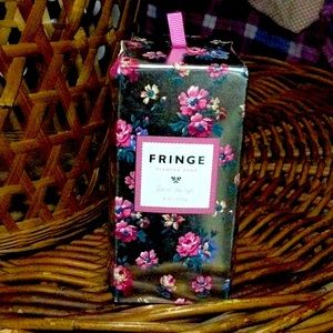 Fringe Scented Soap Fleur de Lys